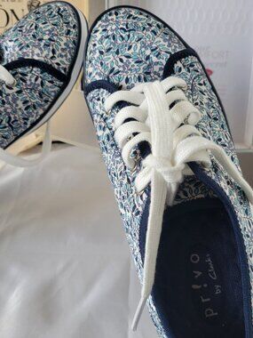 Blue Pr!vo By Clarks Tangelo Floral Sneakers (size: 8M)